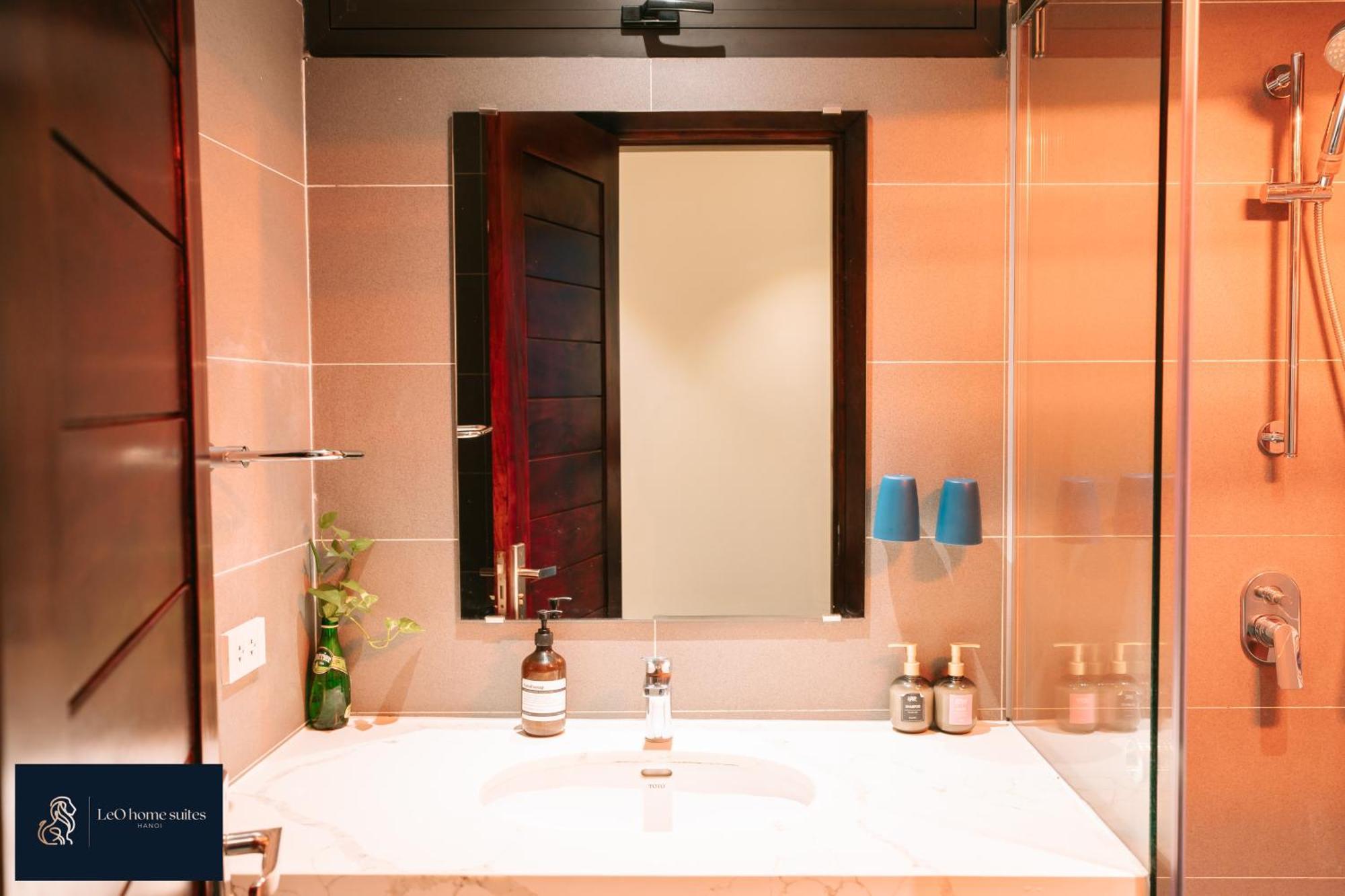 Home Suites -Natural Light -Projector -Spacious - 2Br Incenter Hanoi Eksteriør billede